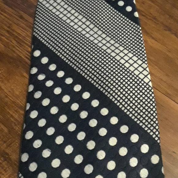 🎉💥 4 TIES 🎉💥 - Picture 5 of 6